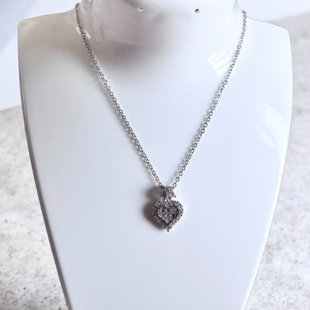 Heart Pendant Elegant Necklace